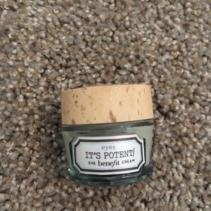 It’s Potent Eye Benefit Cream